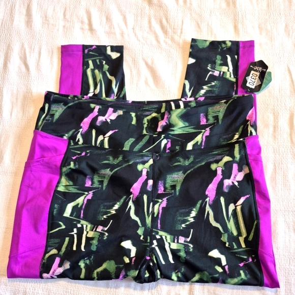 LuLaRoe Rise Brave line women's size 3X leggings black green & pink design NWT - Picture 2 of 8